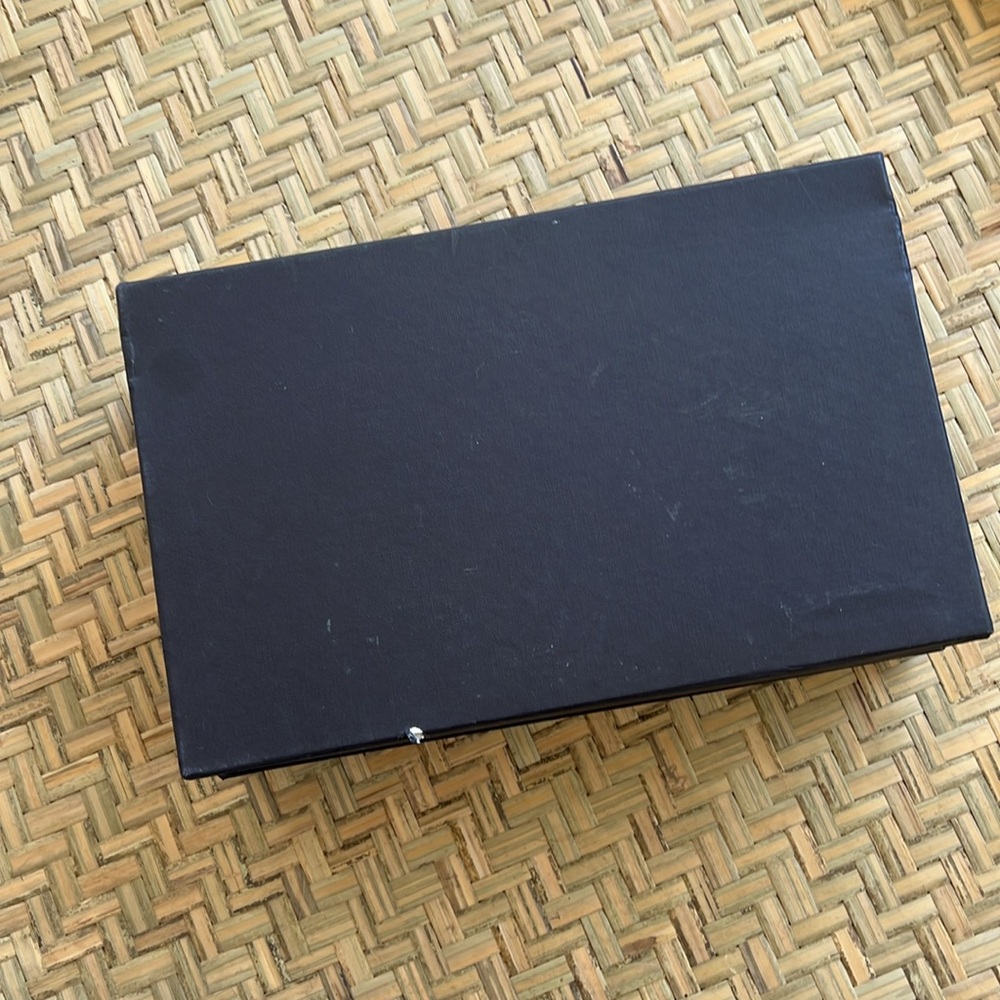 GORGEOUS DOLCE & GABBANA BLACK CHANTILLY LACE PRINTED LEATHER POINTED TOE PUMPS‎ - Picture 12 of 12